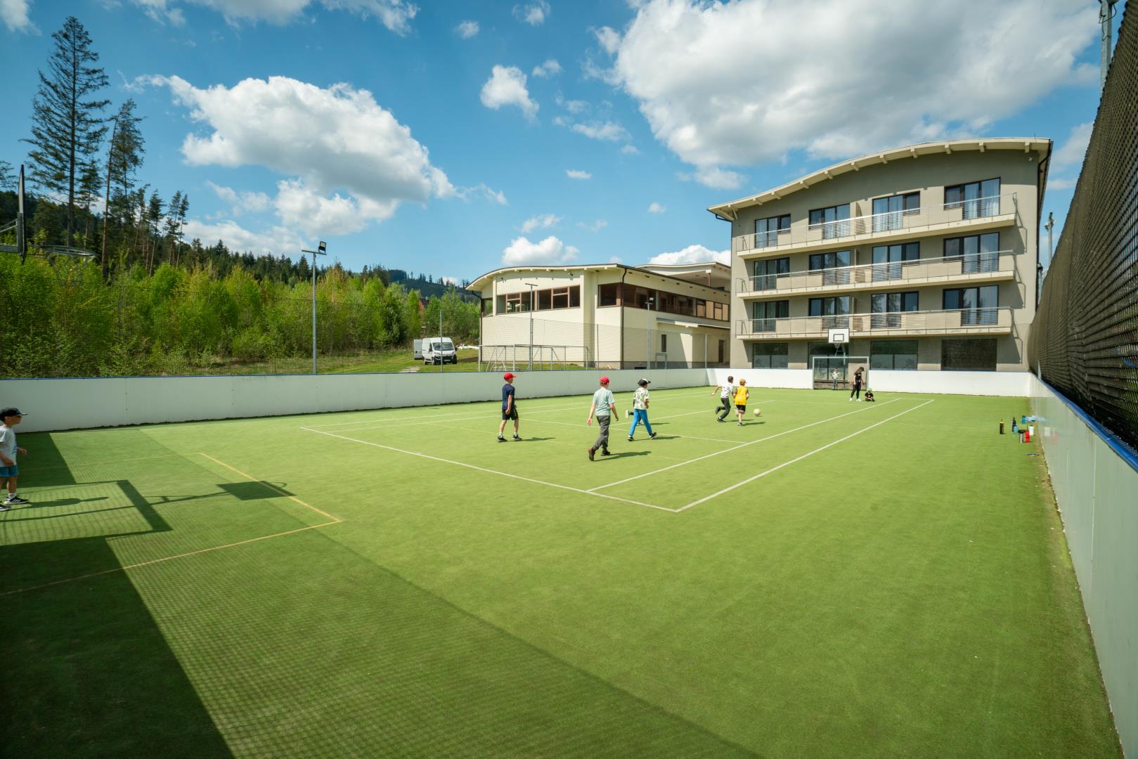 Altis rezort 18