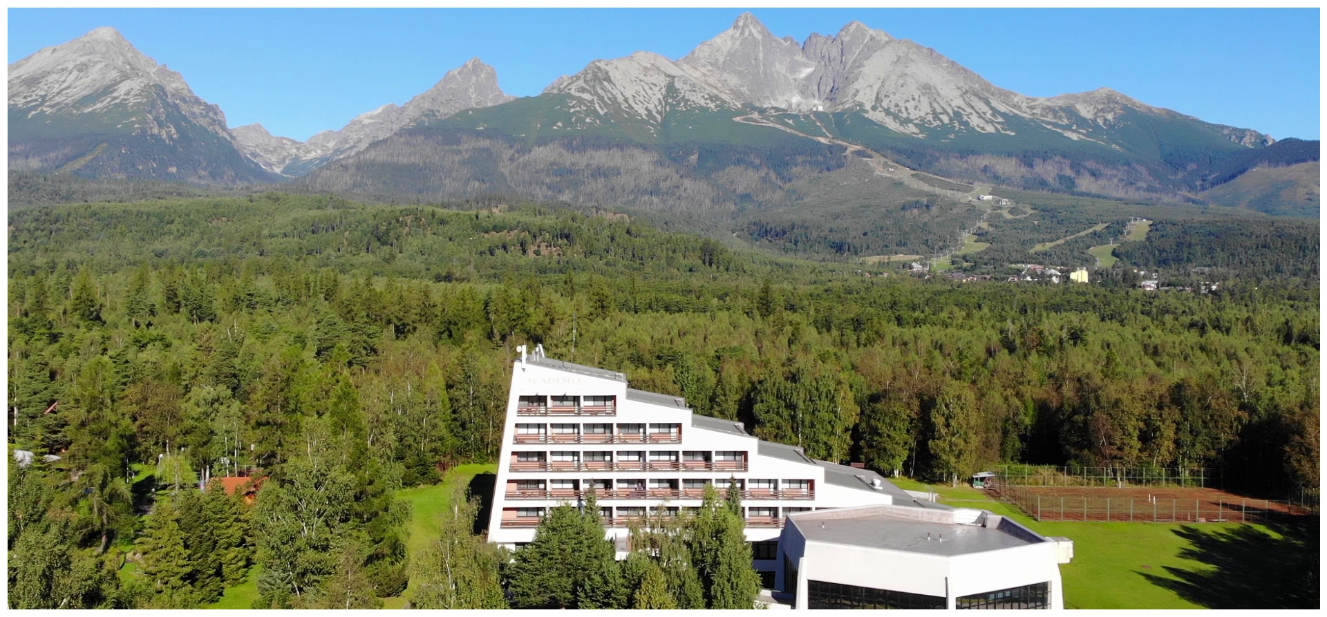 Hotel Academia a Kongresové centrum SAV