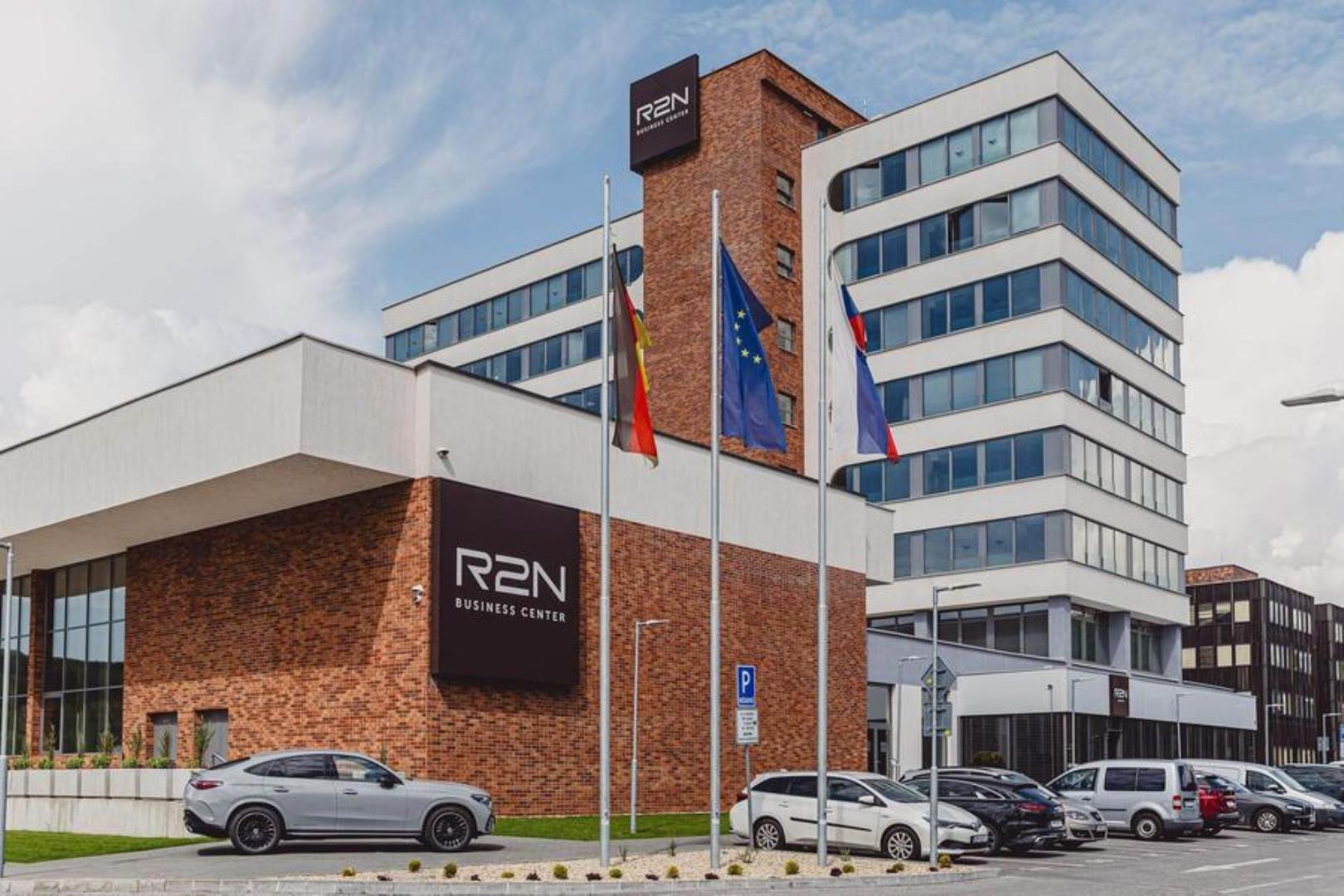 R2N Business Center