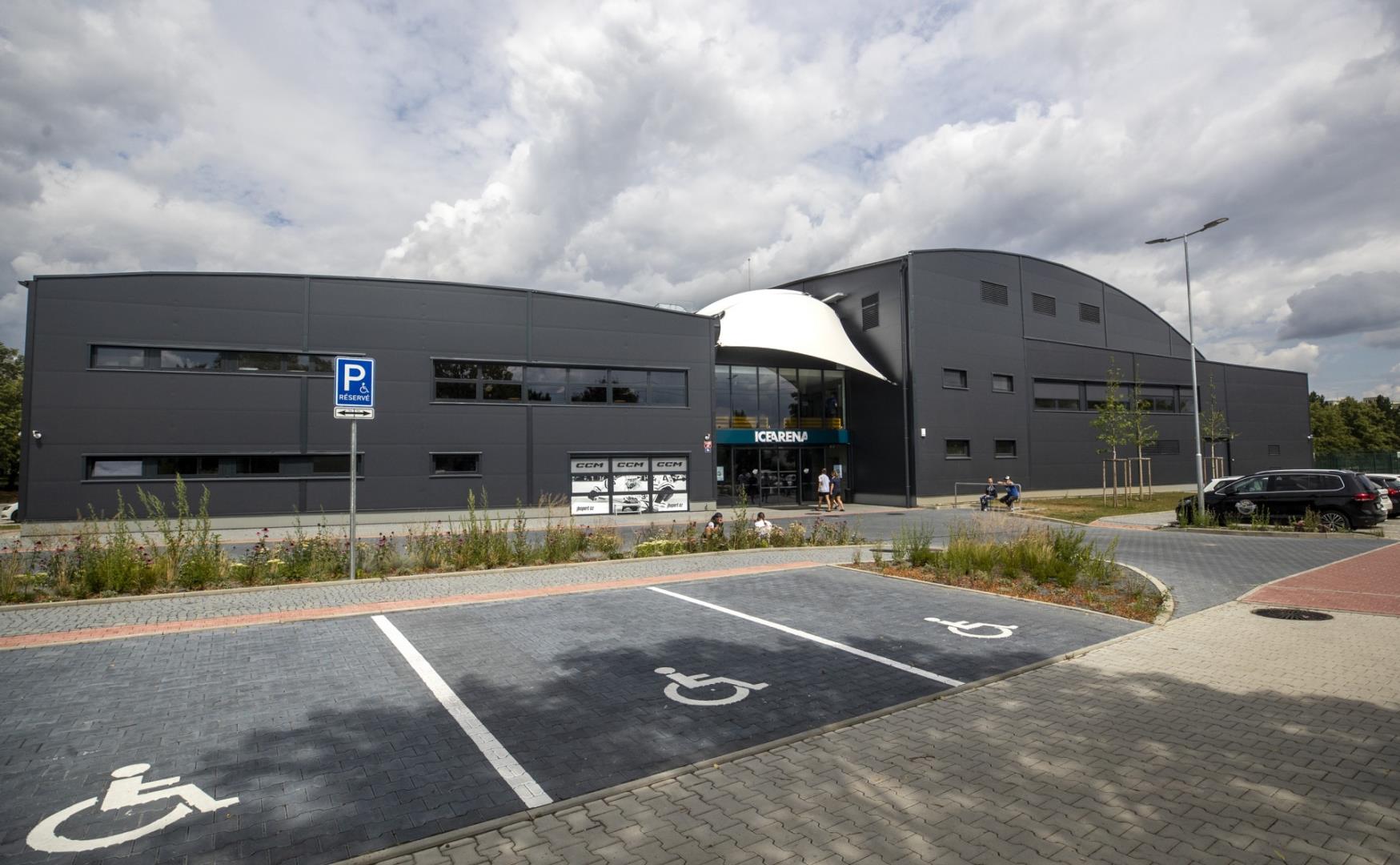 ICE ARENA Kateřinky 11