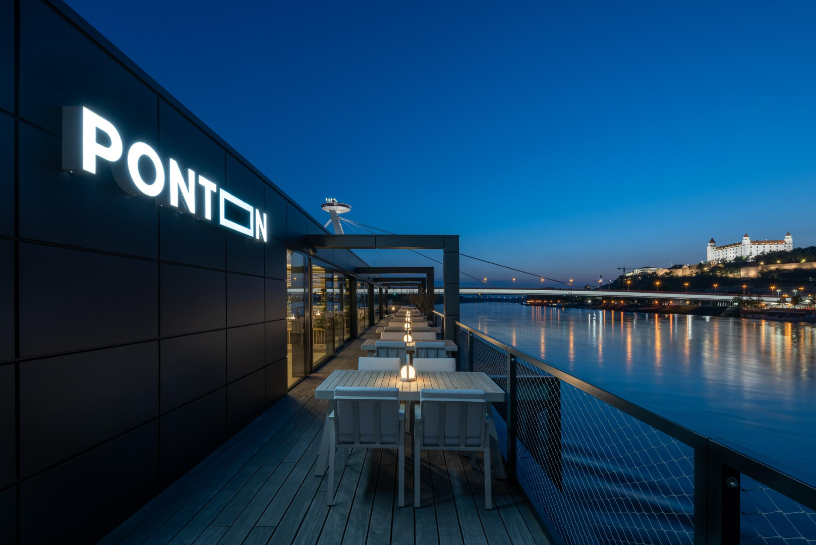 Ponton 6