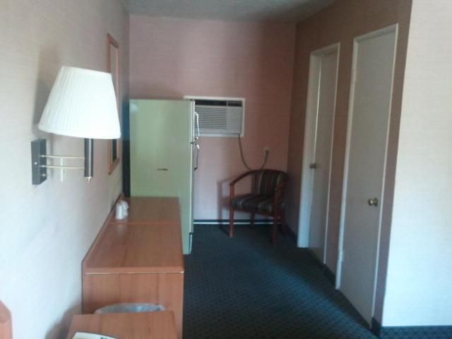 Aaron Motel 7
