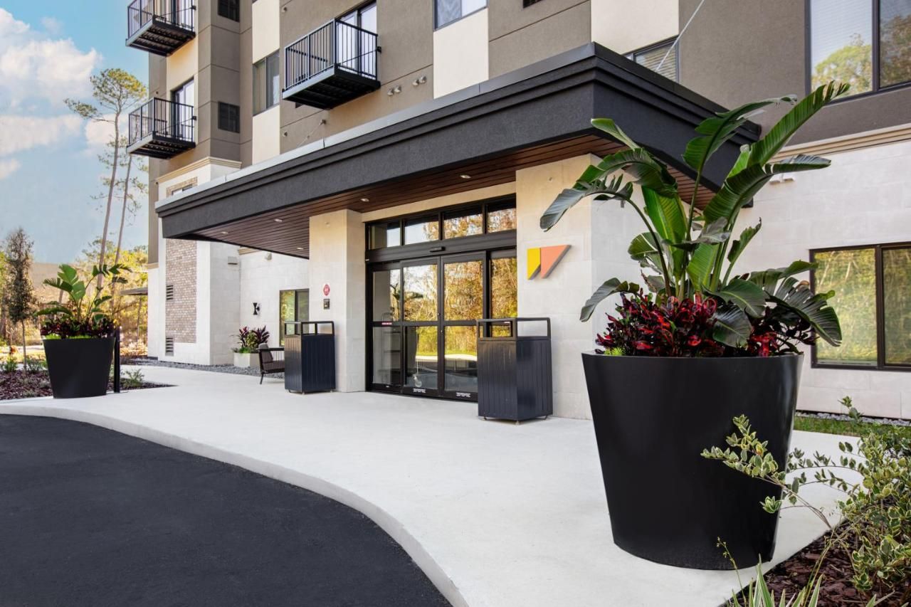 WaterWalk Extended Stay by Wyndham Jacksonville Deerwood Pk 7