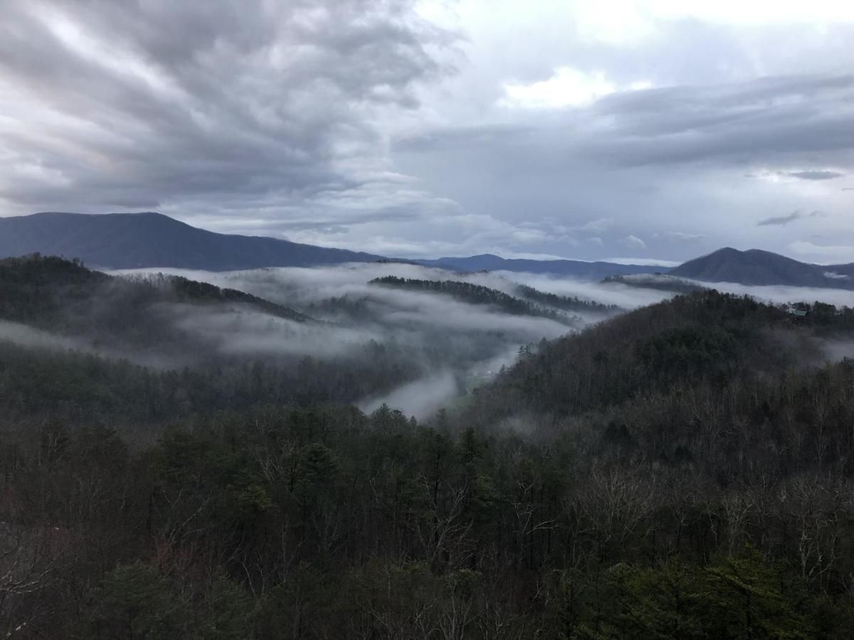 Appalachian Villa 7