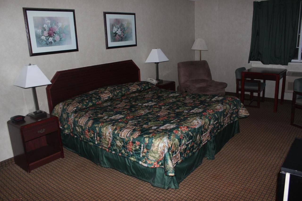 Garden City Inn 8