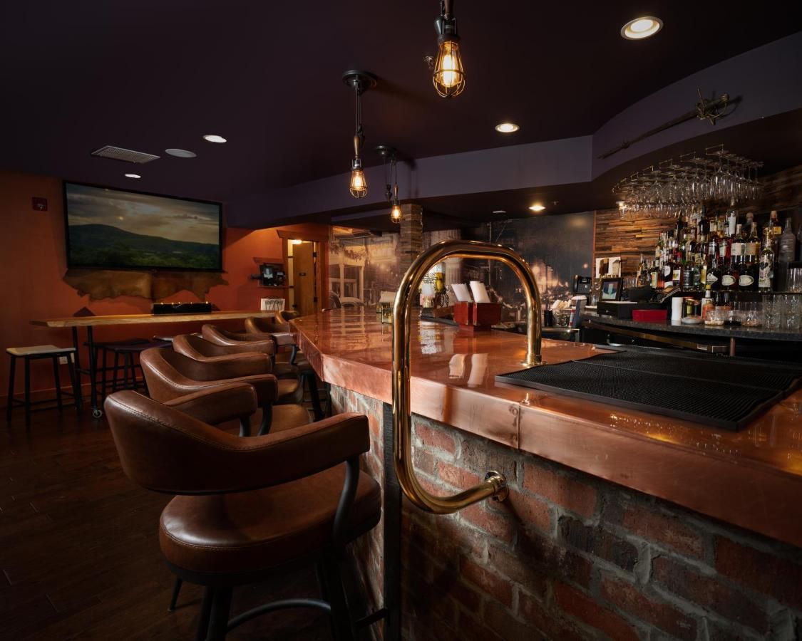 The Horton Hotel 10