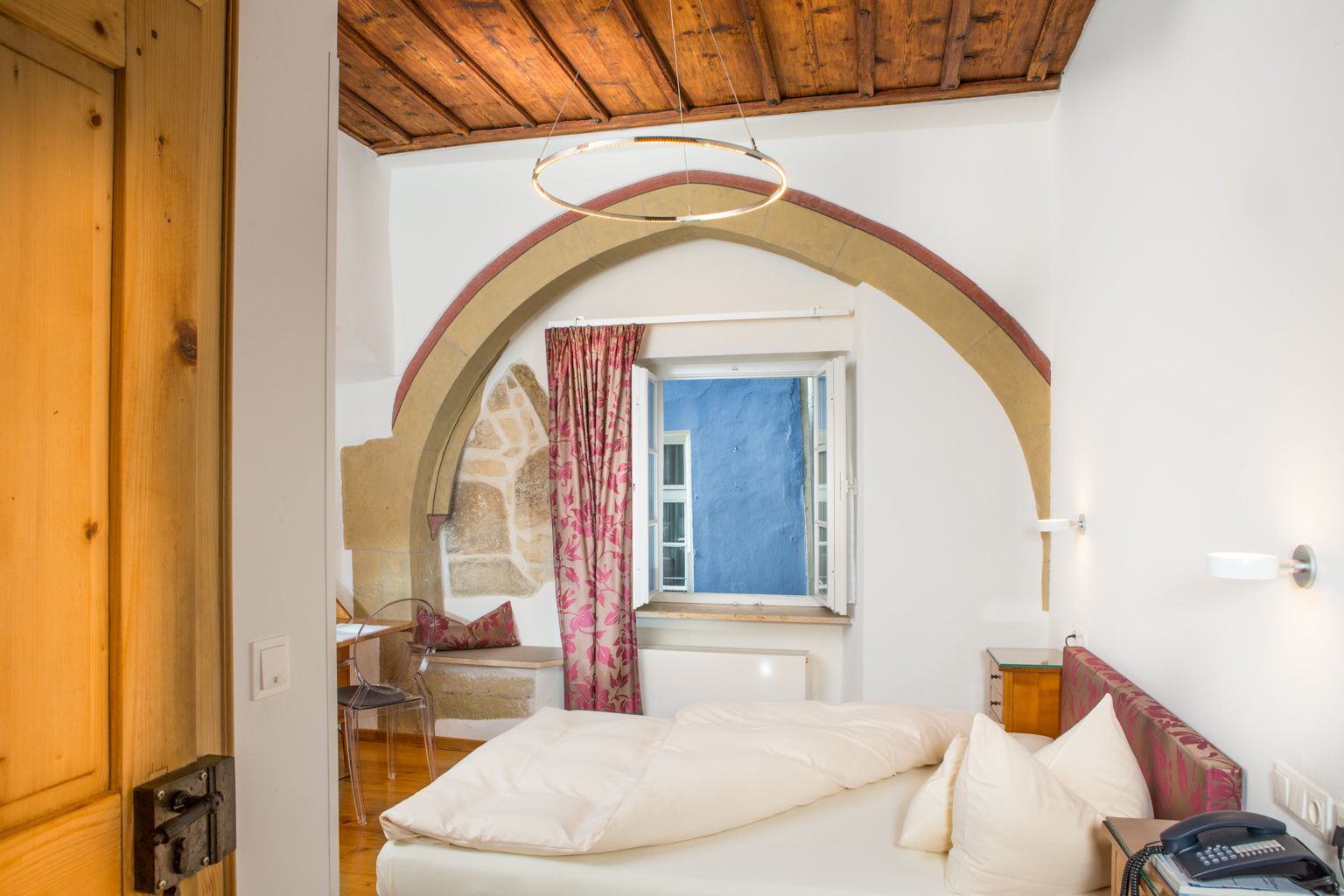 Münchner Hof 6