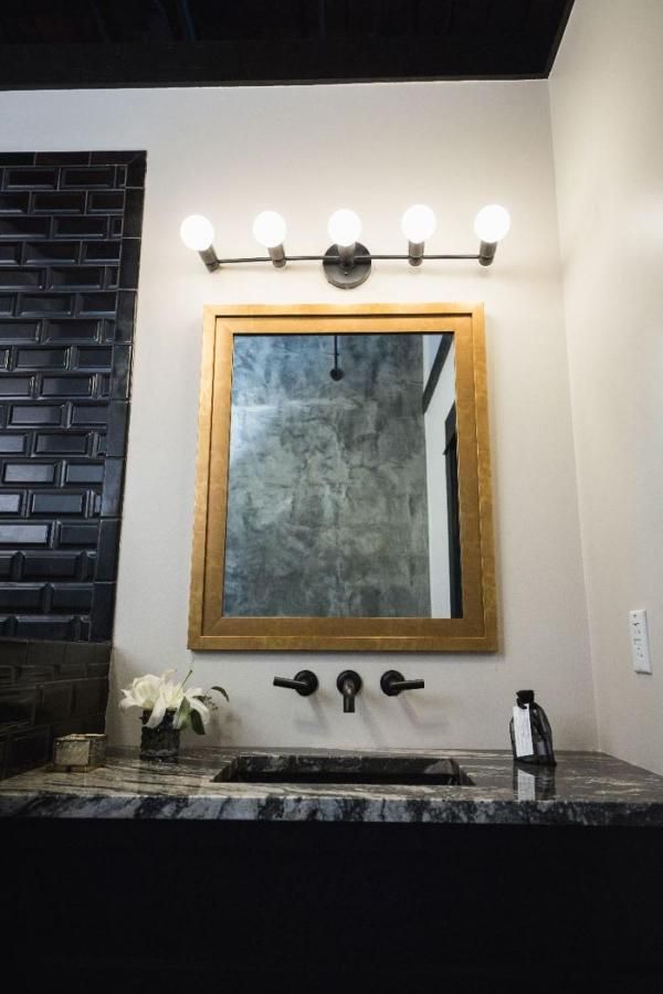 GunRunner Boutique Hotel 6