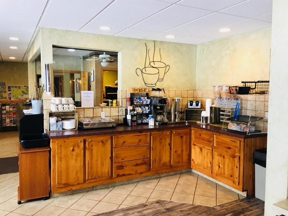 Boulder Creek Inn 6