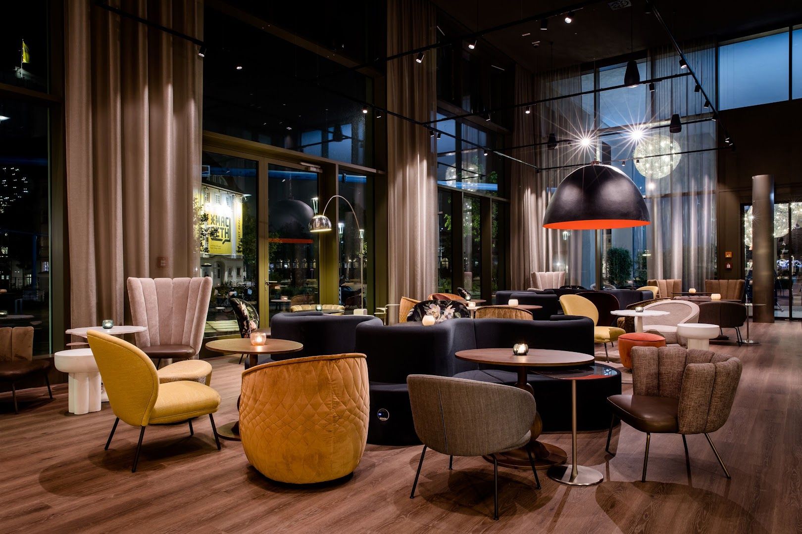 Hotel Motel One Dresden am Zwinger 6