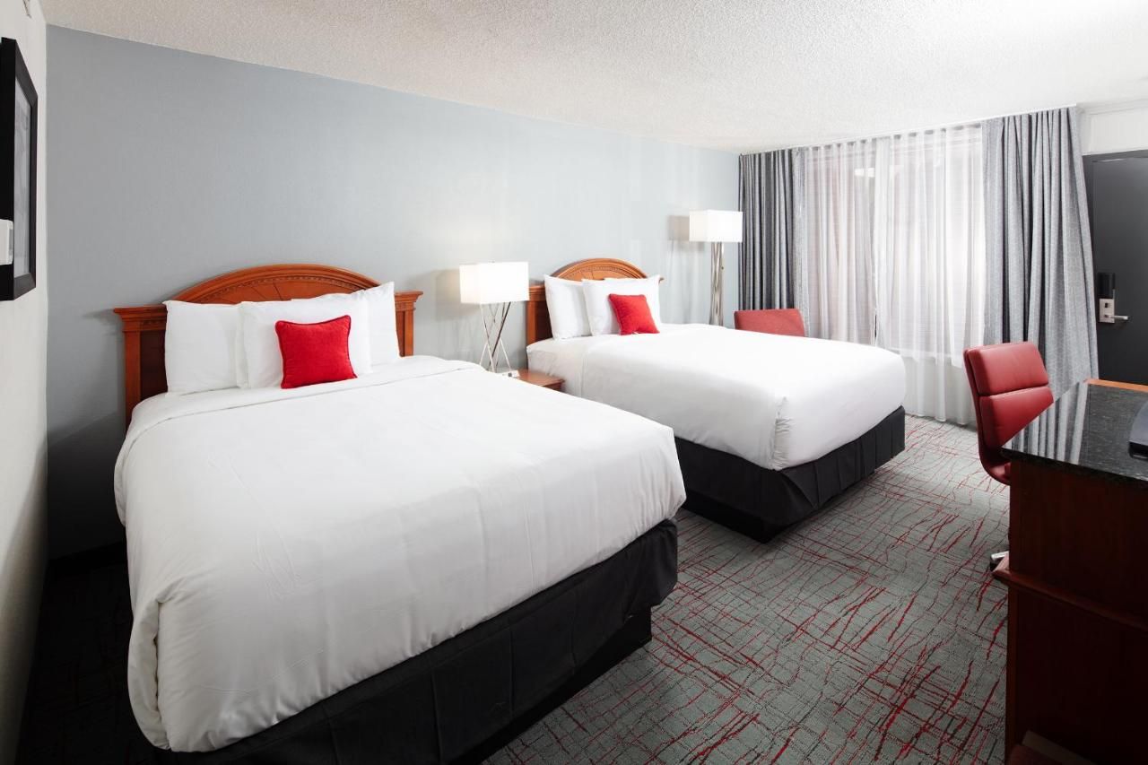 Hawthorn Extended Stay by Wyndham Columbia-Ft Jackson 10