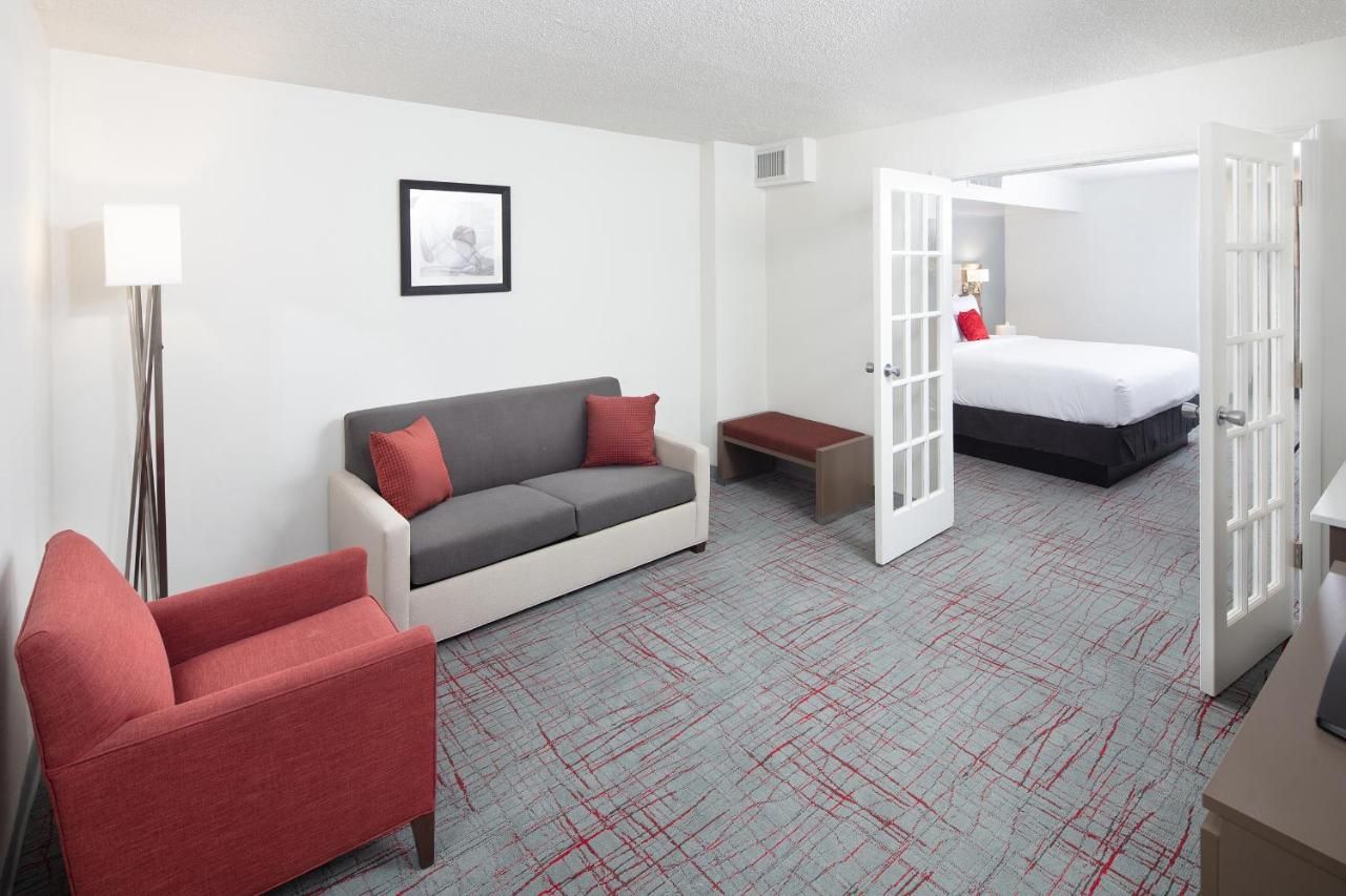 Hawthorn Extended Stay by Wyndham Columbia-Ft Jackson 7
