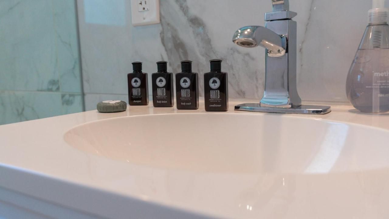 BelleVue Oasis - Adults Only 8