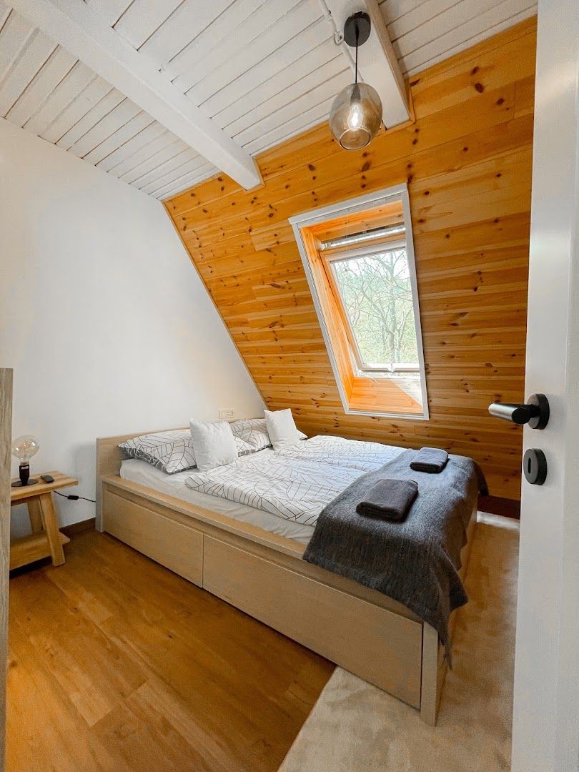 Forest-house 6