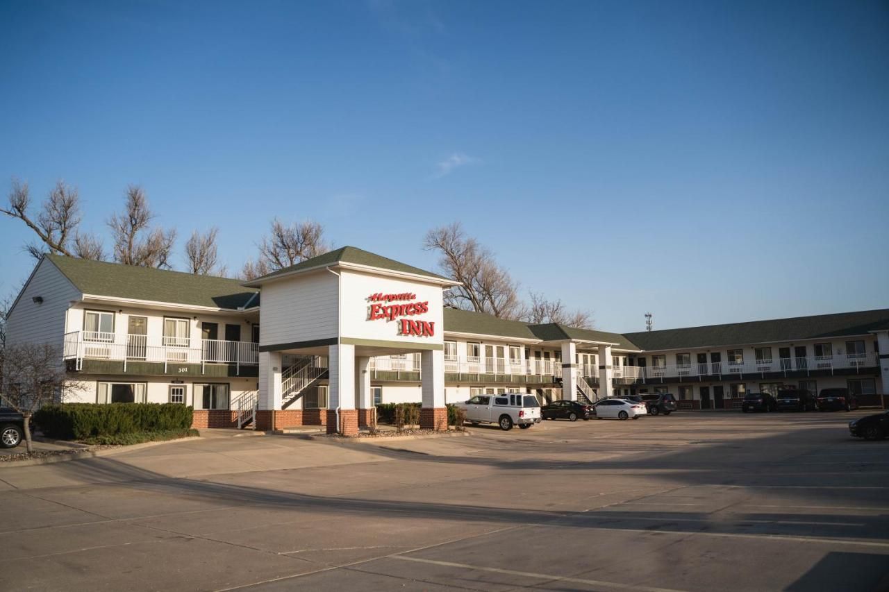 Haysville Express Inn 10