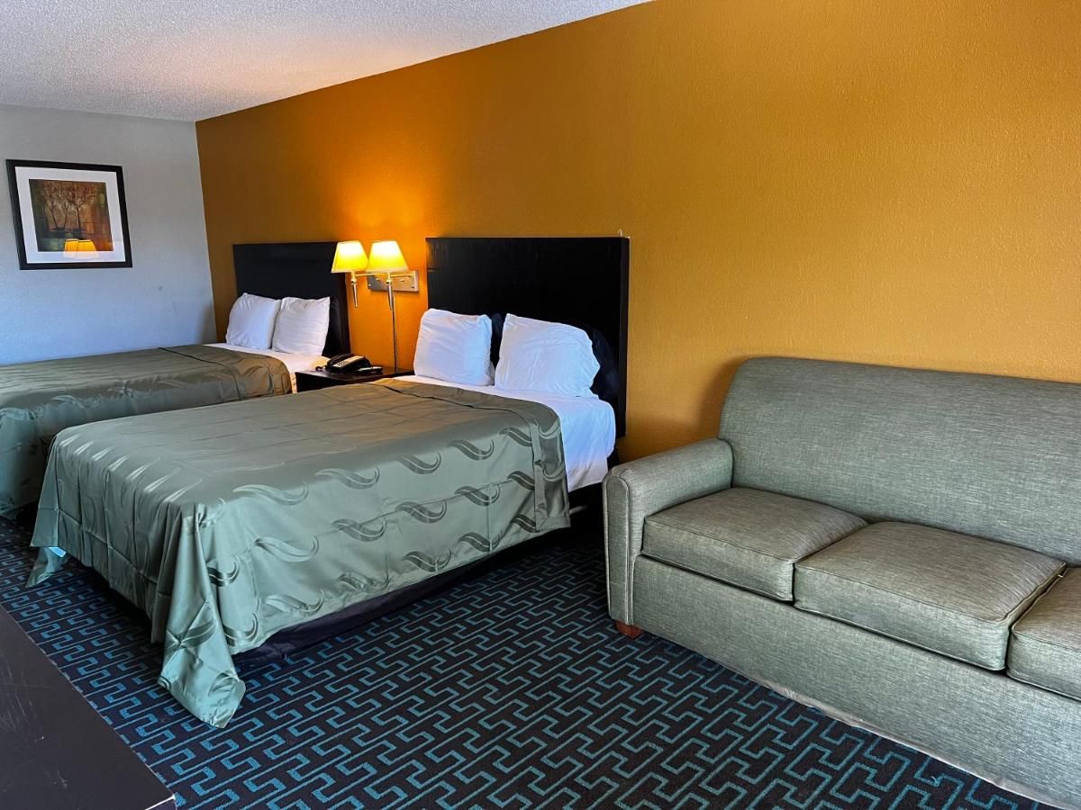 Express Inn & Suites 9