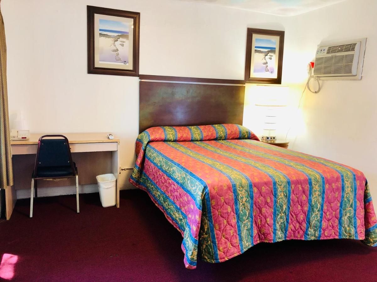 Griffith Park Motel, in Los Angeles Hollywood Area 10