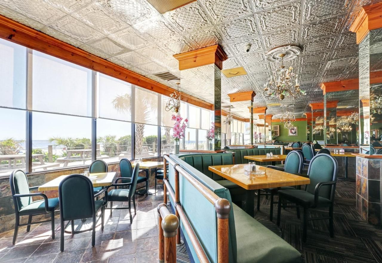Ocean Annie's Resorts 10