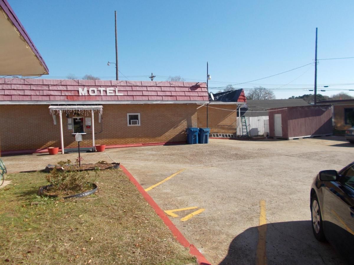 Hillside Motel 10
