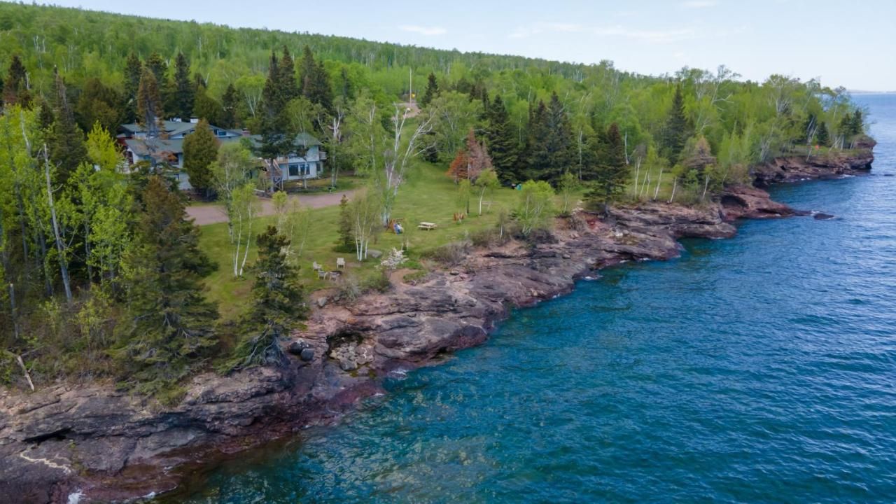 Thomsonite Inn on Lake Superior 9