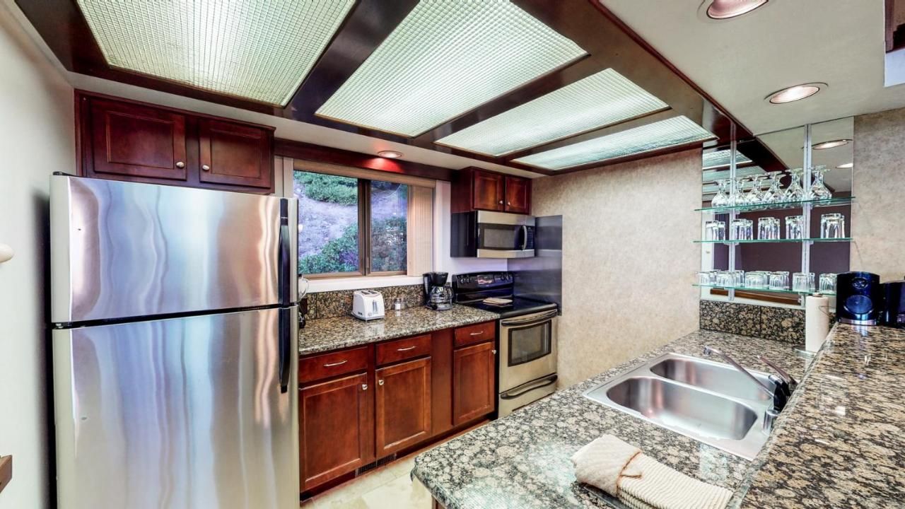 Tahoe Chaparral 8