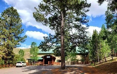 Edelweiss Resort Greer 7