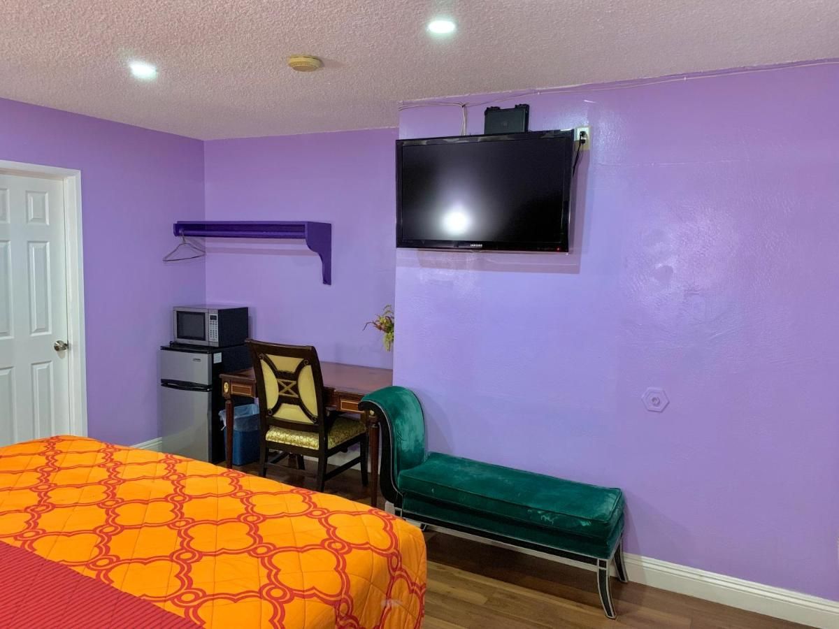 Walden Motel 10