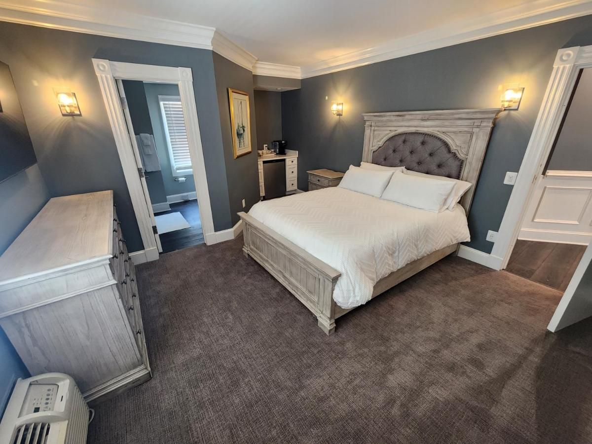 Capital Hotel Annapolis 6