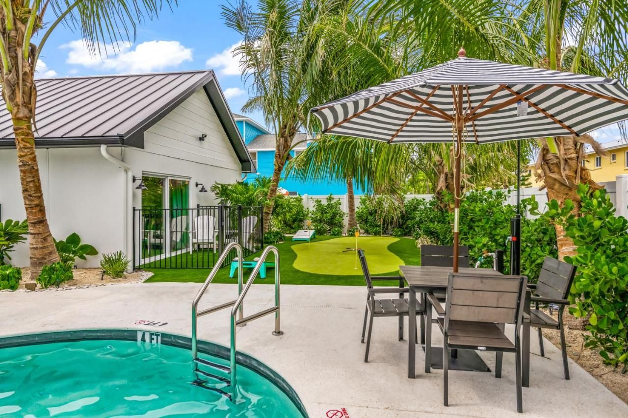 The Retreat at Anna Maria Island Inn 8