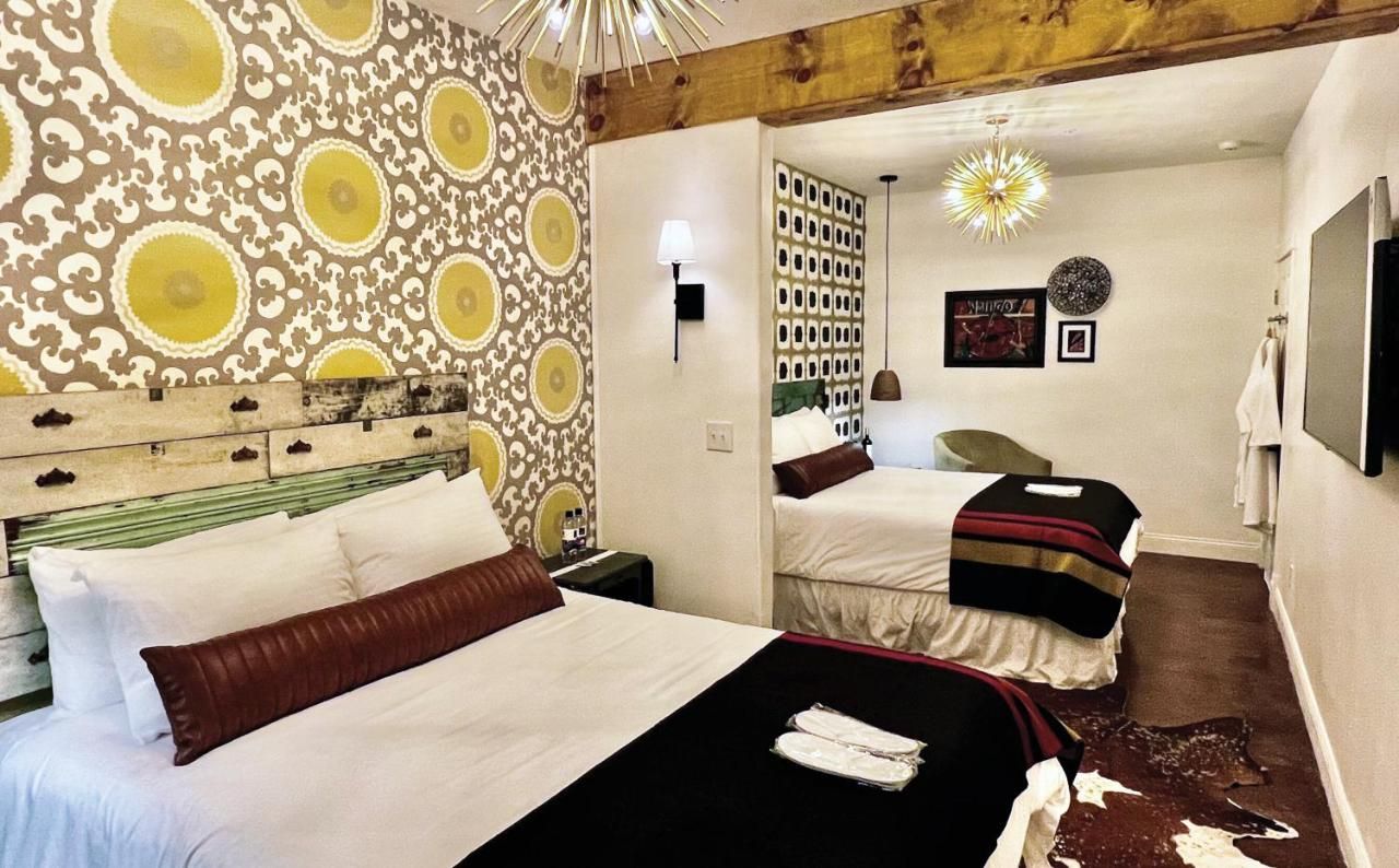 Mulberry Inn 7