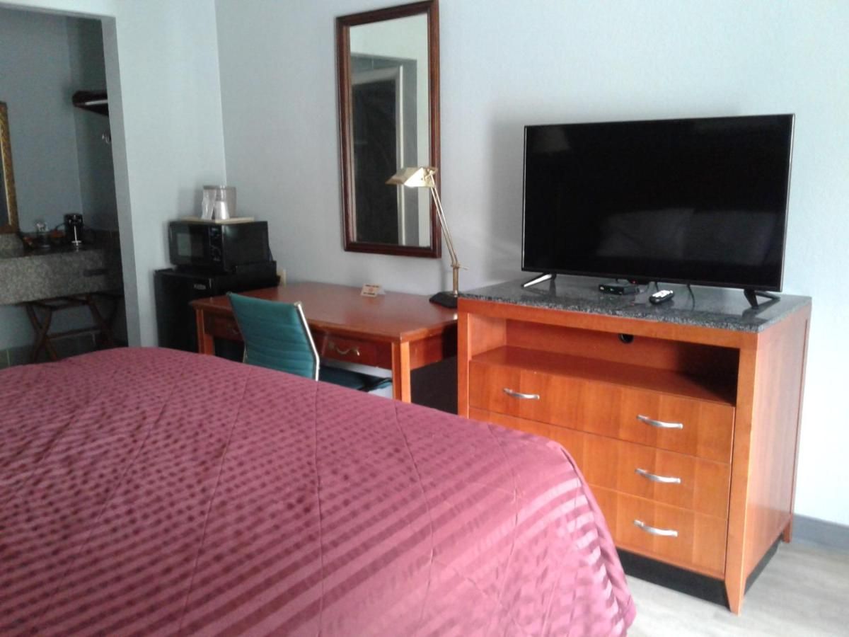 Budget Inn Anderson 10