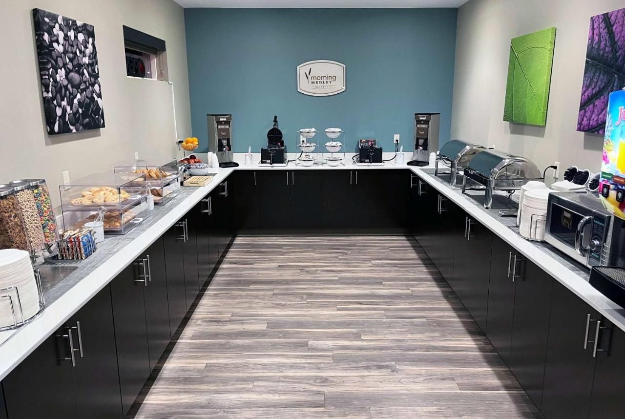 La Quinta Inn & Suites by Wyndham Wenatchee 7