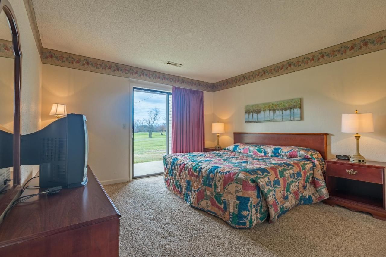 Crown Resorts at Lake Tansi West 7