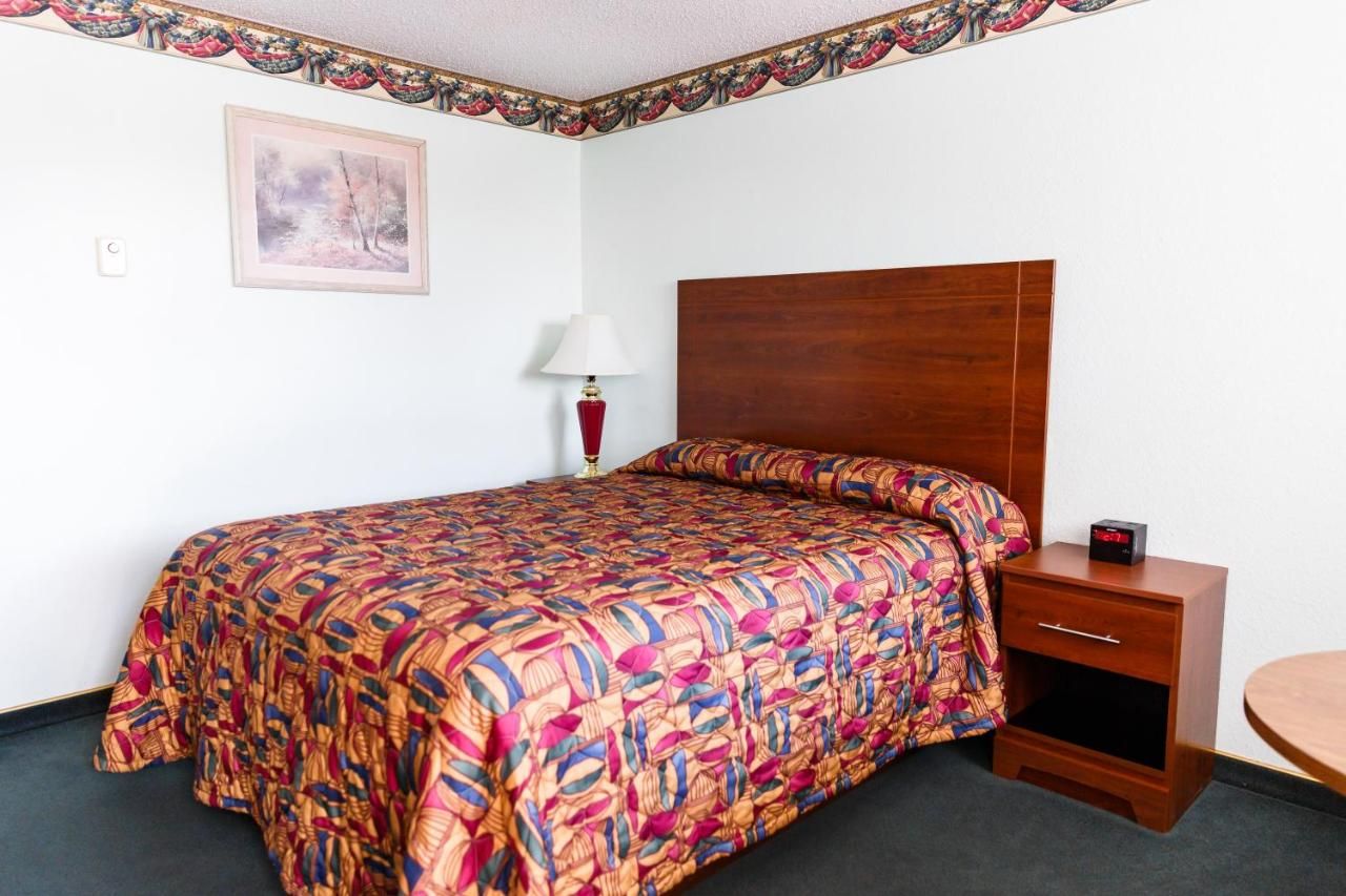 Safari Inn 6