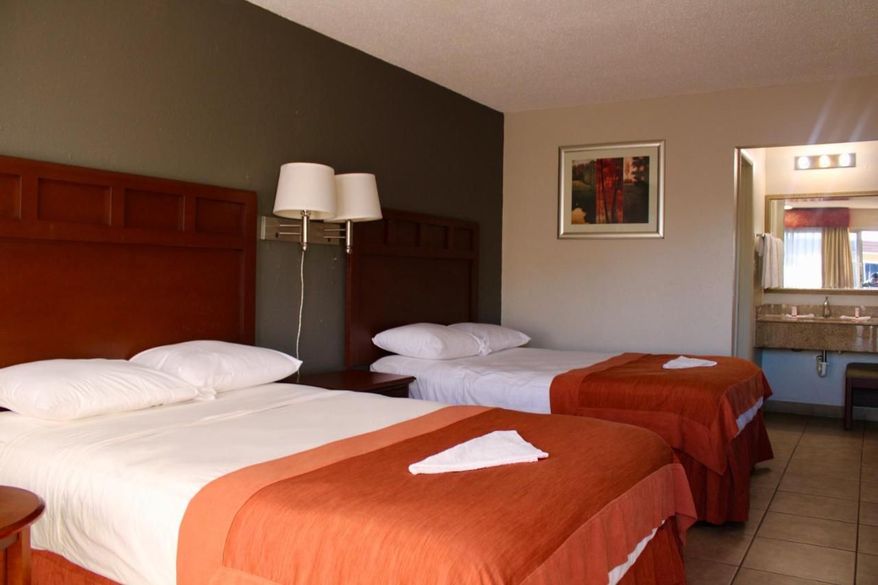 LA VISTA INN 6
