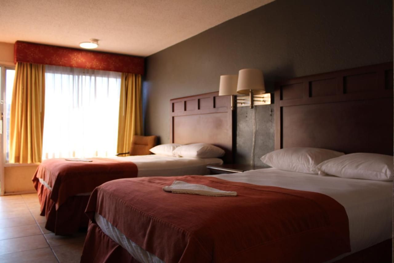 LA VISTA INN 8