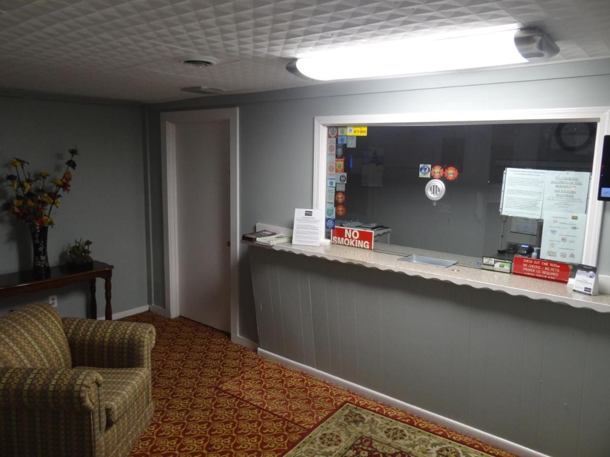 Budget Inn Columbus 10