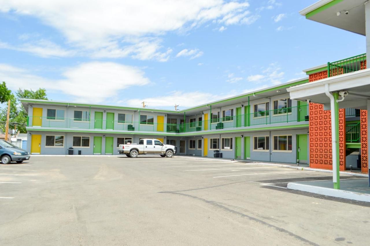 GREELEY UNIVERSITY INN/ GREELEY INN 10