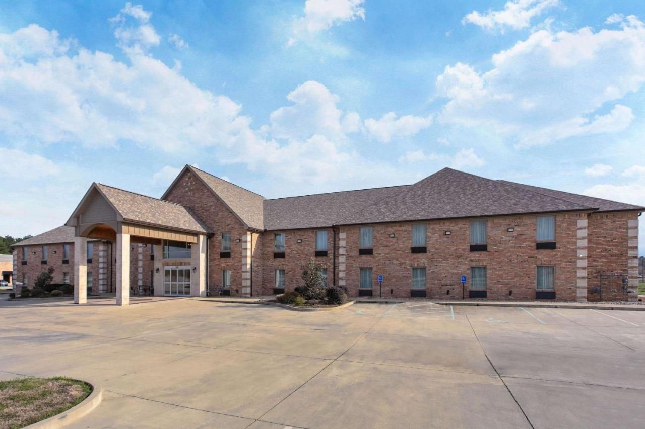 Days Inn & Suites by Wyndham Florence/Jackson Area 6