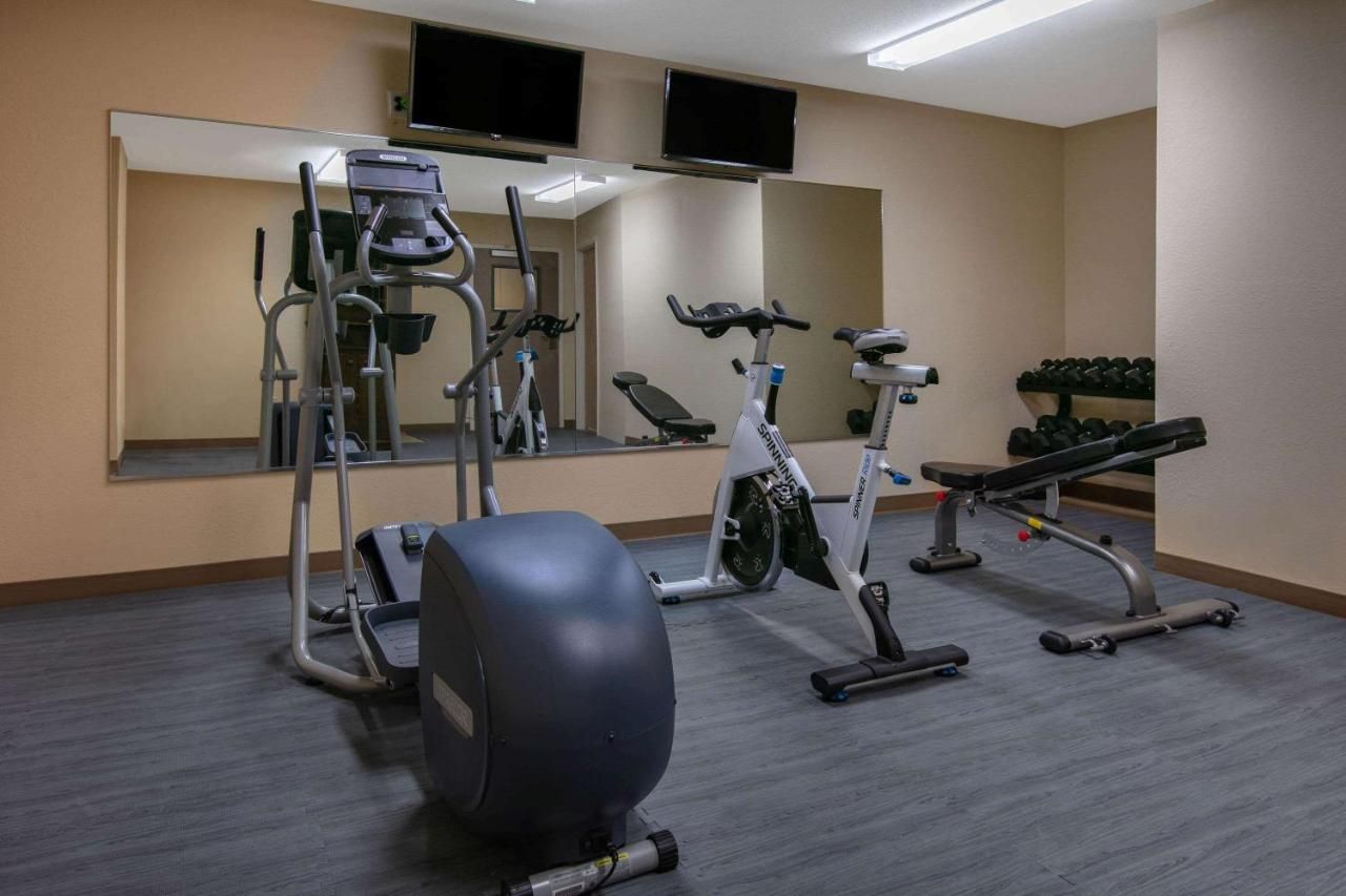 Days Inn & Suites by Wyndham Florence/Jackson Area 7