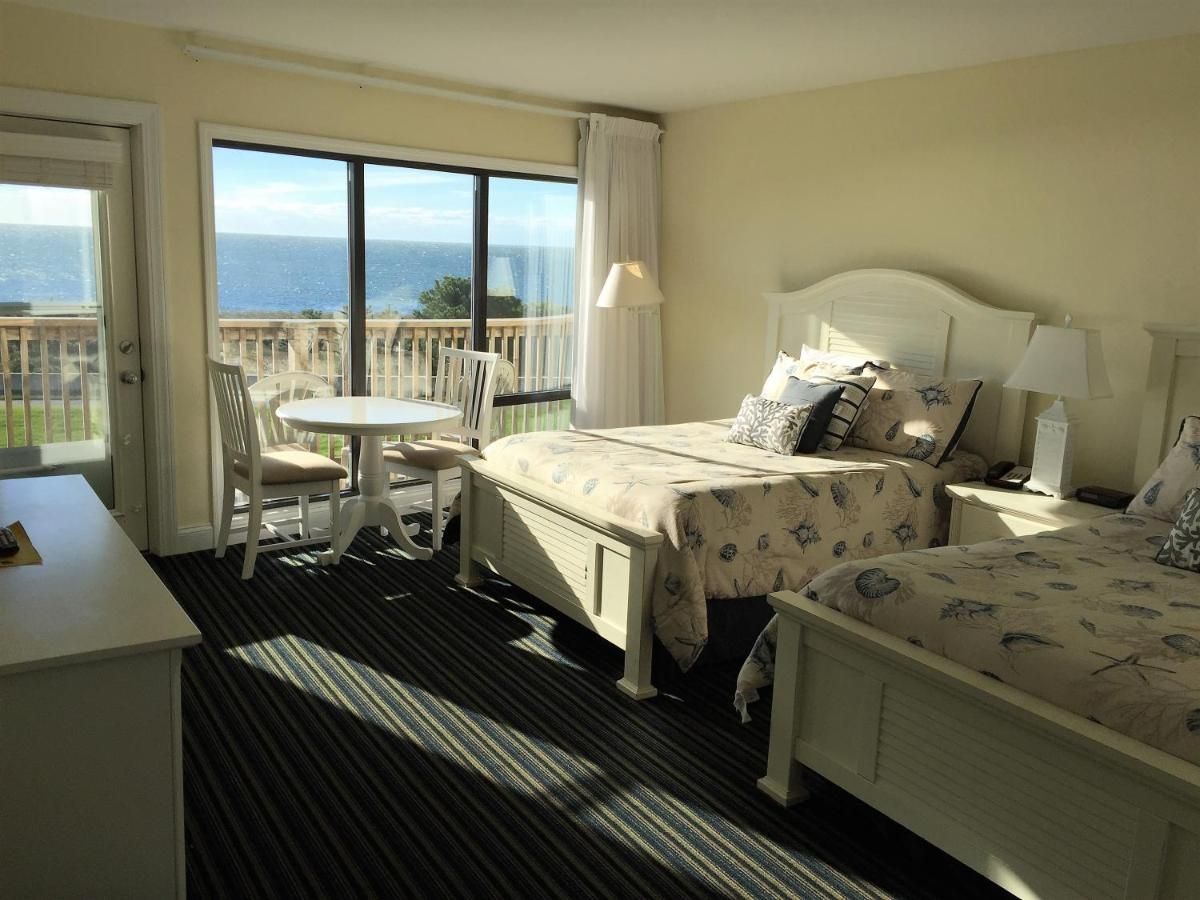 Surf & Sand Beach Motel 7