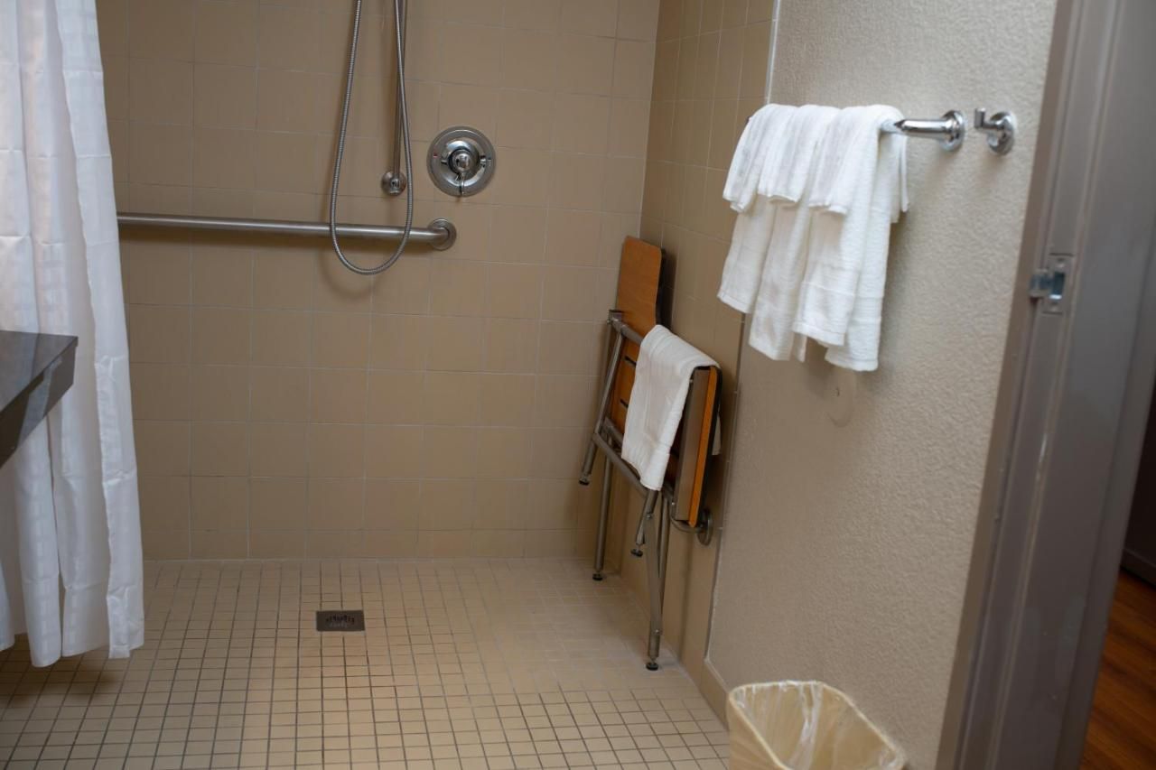 AmericInn by Wyndham Madison WI 6