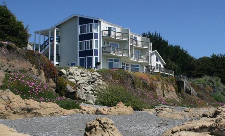 The Oceanfront Inn 8