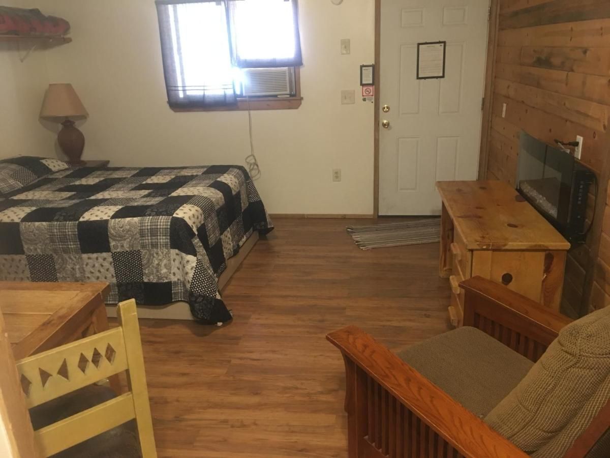 Rainbows End Fishing Resort 7