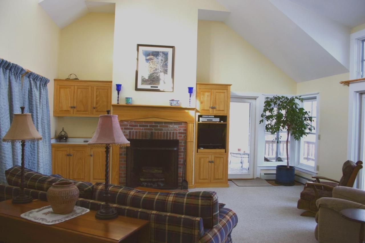 Maple Hill Farm Bed & Breakfast 9
