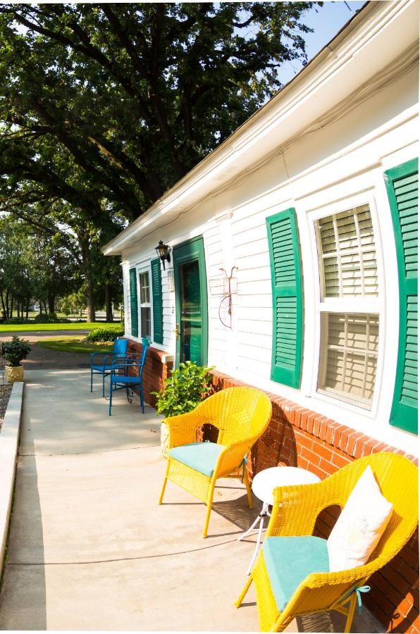 Oak Park Inn 7