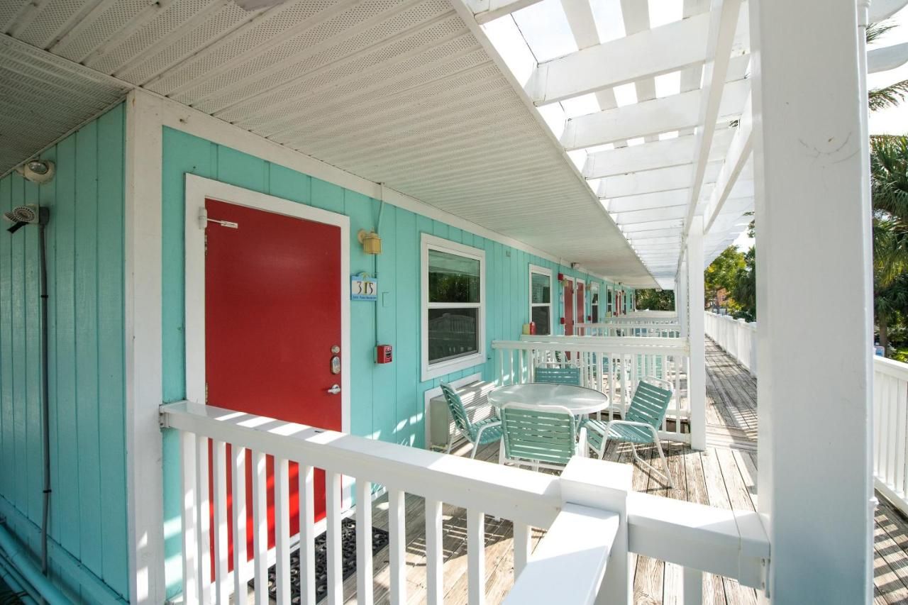 Tropic Isle At Anna Maria Island Inn 7
