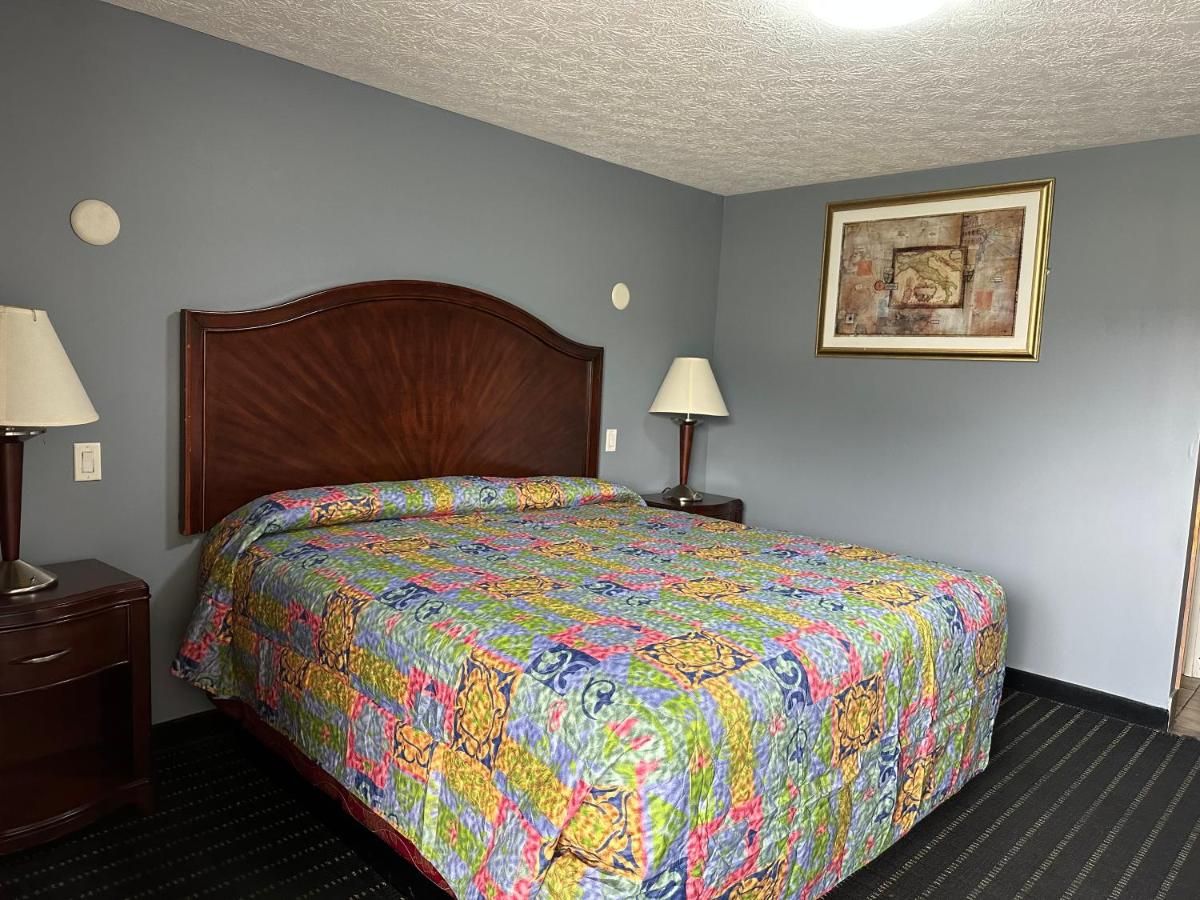 Marjon Motel 8
