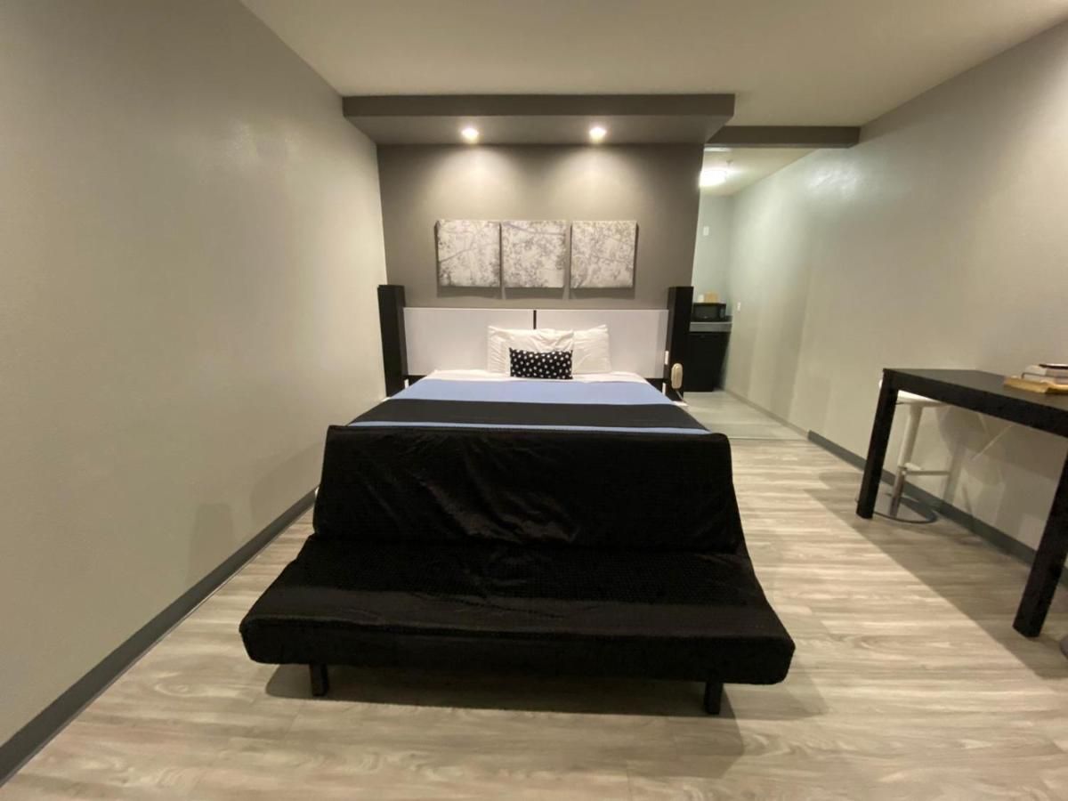 Crystal Inn - Sugarland 7