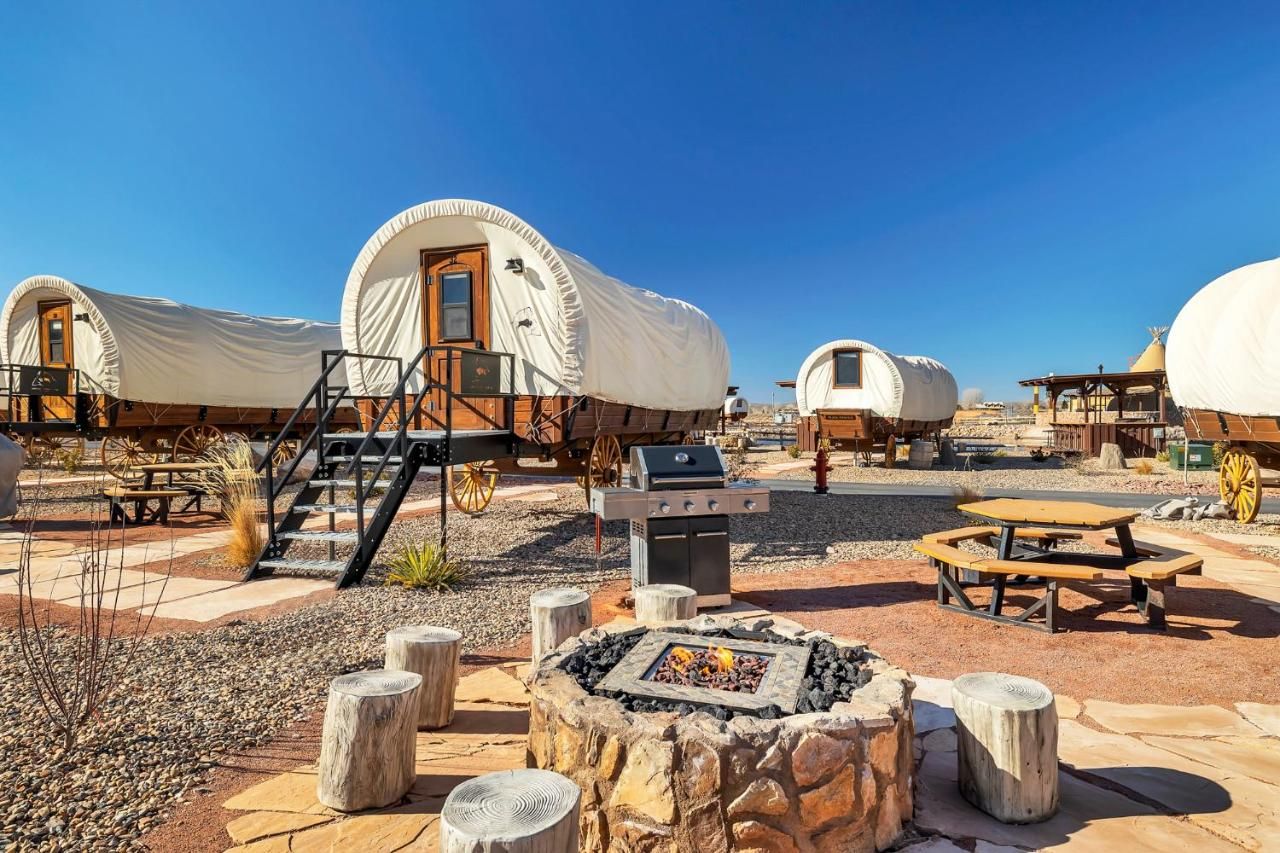 Zion White Bison Glamping & RV Resort 9